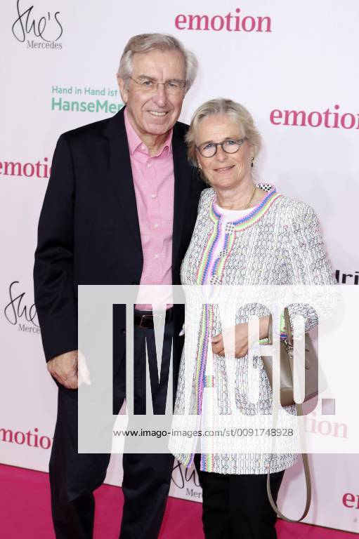 Ruprecht Eser und Marina Ruperti bei der Verleihung des Emotion Award 2019 im Curio Haus. Hamburg