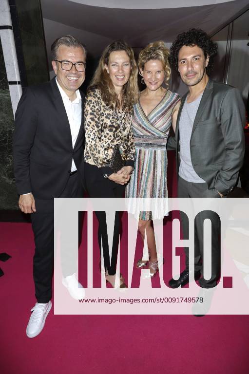 Reinhard Mätzler, Astrid Sass, Susanne Steinkraus und Boris Entrup bei der Verleihung des Emotion Award 2019 im Curio Haus. Hamburg