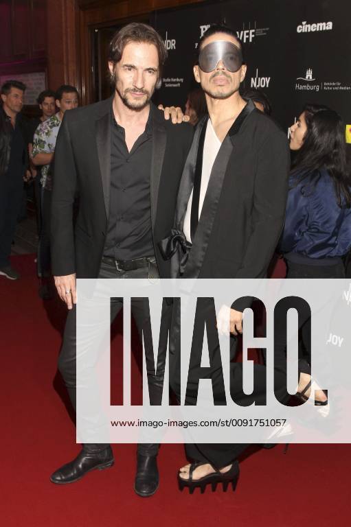 Thomas Hayo und Jorge Gonzalez beim Studio Hamburg Nachwuchspreis 2019 im Thalia Theater. Hamburg