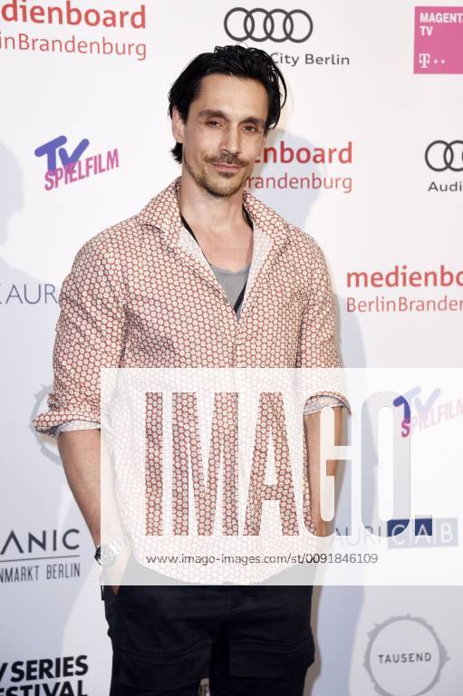 Philipp Christopher bei der Verleihung des Berlin Series Award 2019 im Titanic Hotel Gendarmenmarkt. Berlin
