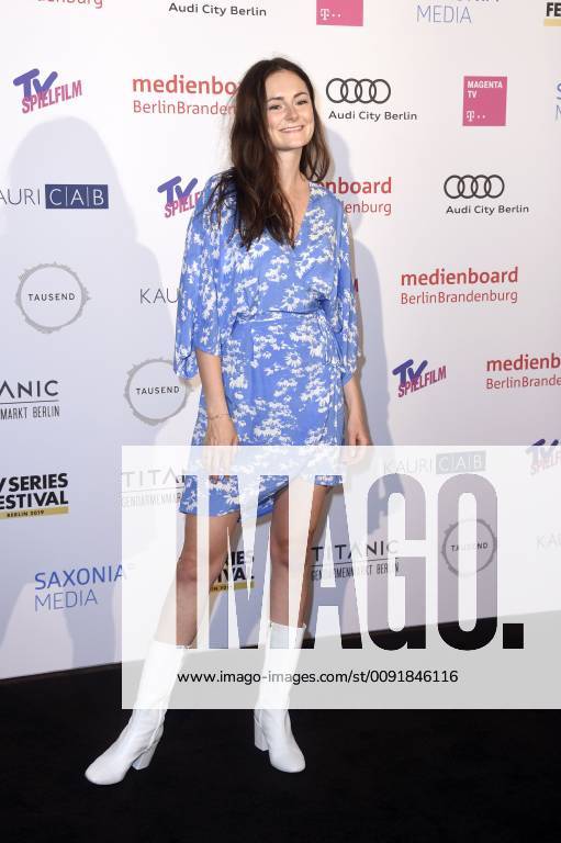 Lea van Acken bei der Verleihung des Berlin Series Award 2019 im Titanic Hotel Gendarmenmarkt. Berlin