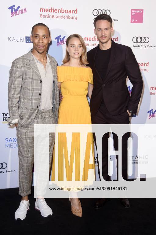 Jerry Hoffmann, Sonja Gerhardt und Vladimir Burlakov bei der Verleihung des Berlin Series Award 2019 im Titanic Hotel Gendarmenmarkt. Berlin