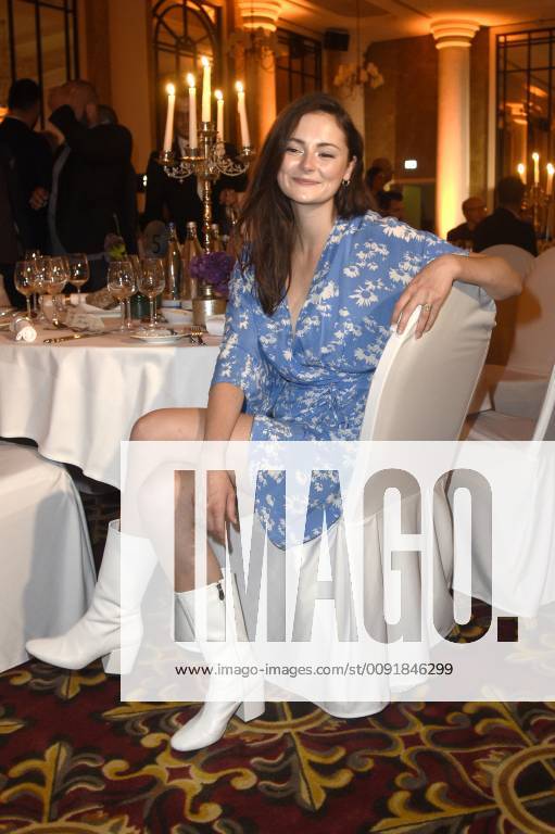 Lea van Acken bei der Verleihung des Berlin Series Award 2019 im Titanic Hotel Gendarmenmarkt. Berlin