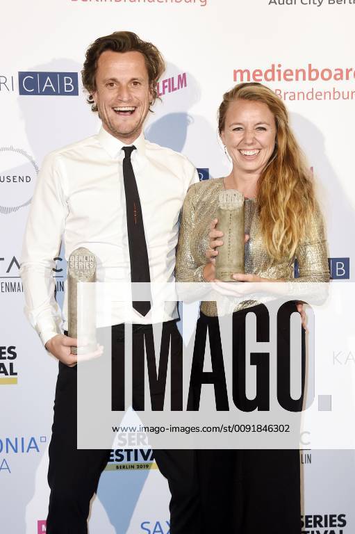 Tim Van Aelst und Sofie Peeters bei der Verleihung des Berlin Series Award 2019 im Titanic Hotel Gendarmenmarkt. Berlin