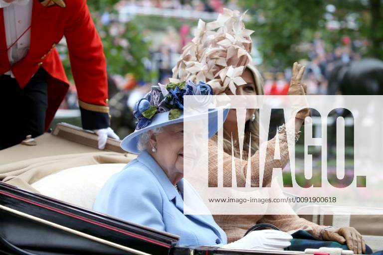 Queen Elizabeth II of the United Kingdom and Queen Maxima of the Netherlands arrive for the first day of Royal Ascot at Ascot Racecourse in Berkshire, England. JUNE 18th 2019 MTXx192207
