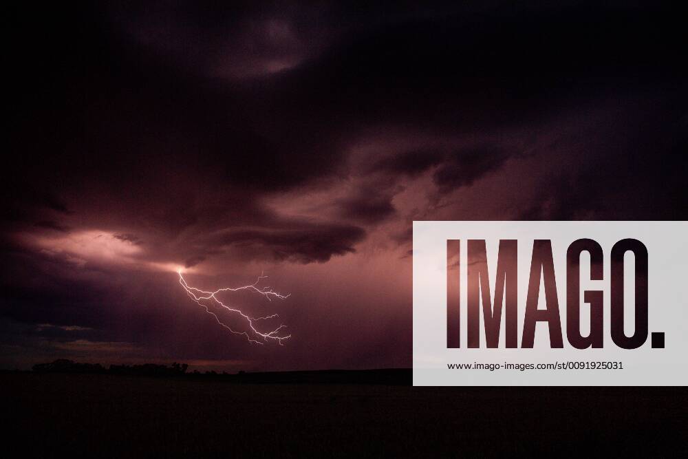 KW25 Gewitter und Unwetter Nahe Halle (Saale), Halle Saale Sachsen-Anhalt Deutschland