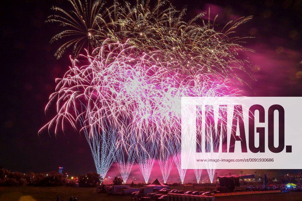 KW25 Fireworks festival - Zagreb, Croatia 19.06.2019., Zagreb, Croatia - 9th International Festival of Fireworks takes place on the Sava riverbank by Bundek Lake, from June 14 to June 17. Because of the rain and bad weather the last day on 17th June was canceled and redated to 19th June. Fireworks performance of Mirnovec pirotehnika team from Croatia. BornaxFilic PIXSELL