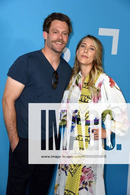 Ken Duken mit Ehefrau Marisa Leonie Bach beim Produzentenfest (Sommerfest der Produzentenallianz) im Tipi am Kanzleramt am 25.06.2019