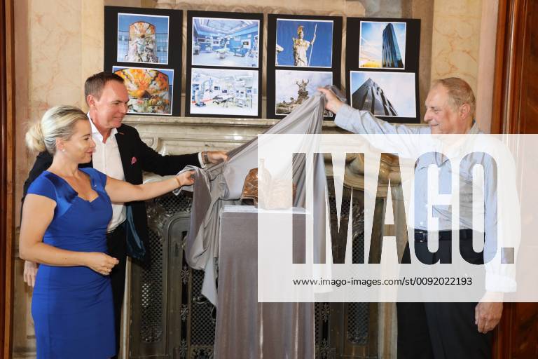 Austrian Art Award DFG Wien, Modeschule Hetzendorf, 26. 06. 2019 Gerhard KOMAREK, Uschi SIMACEK, Christian Ludwig ATTERSEE