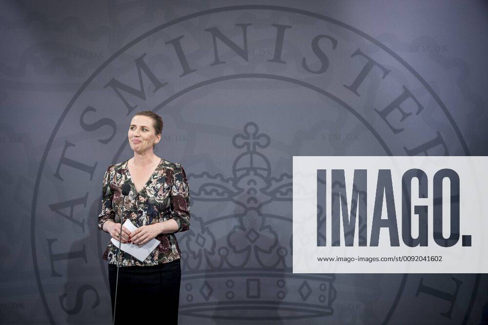 Statsminister Mette Frederiksen taler under overdragelse i Statsministeriet i Koebenhavn, torsdag den 27. juni 2019. Efter regeringsdannelsen overdrages ministerierne torsdag fra VLAK-regeringen til den nye S-regering.. , Denmark