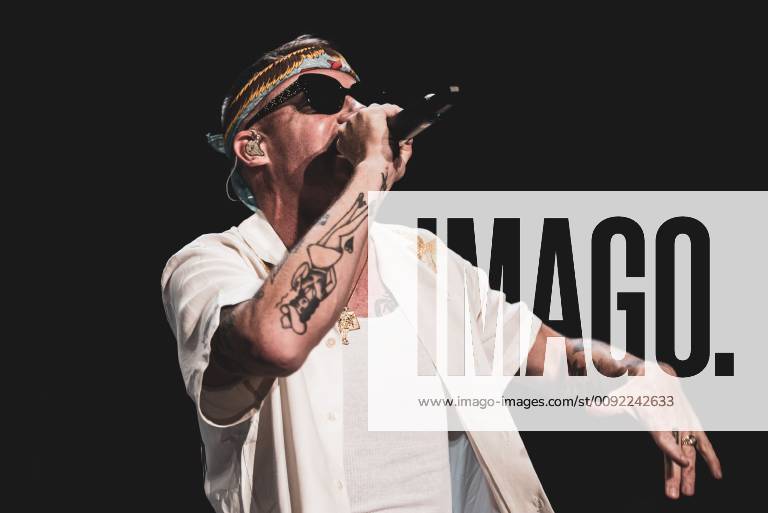 Italy: Macklemore 2019 The American rapper and songwriter Macklemore, real name Benjamin Hammond Haggerty, performing live on stage for his Italian tour in Barolo, at the Collisioni Festival 2019. FOR - Alessandro Bosio Barolo Cuneo Italy Collisioni Festival AlessandroxBosio