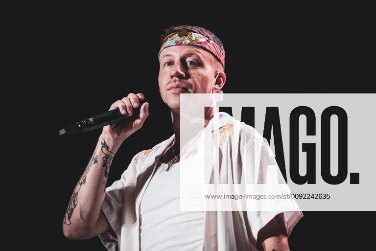 Italy: Macklemore 2019 The American rapper and songwriter Macklemore, real name Benjamin Hammond Haggerty, performing live on stage for his Italian tour in Barolo, at the Collisioni Festival 2019. FOR - Alessandro Bosio Barolo Cuneo Italy Collisioni Festival AlessandroxBosio
