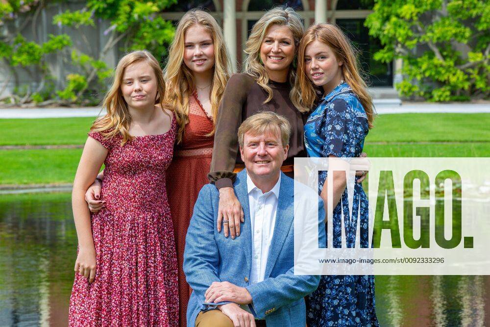 THE HAGUE - Dutch King Willem-Alexander, Queen Maxima and the princesses Amalia, Alexia and Ariane during the annual photo session of the royal family at Huis ten Bosch Palace. Photo: Wesley de Wit Hollandse Hoogte