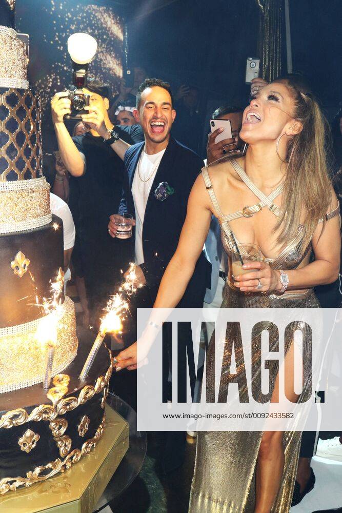 Entertainment Themen der Woche KW30 MIAMI, FL- JULY 24: Jennifer Lopez pictured at the Jennifer Lopez 50th Birthday Celebration at the Gloria Estefan Estate on Star Island in Miami, Florida on July 24, 2019.