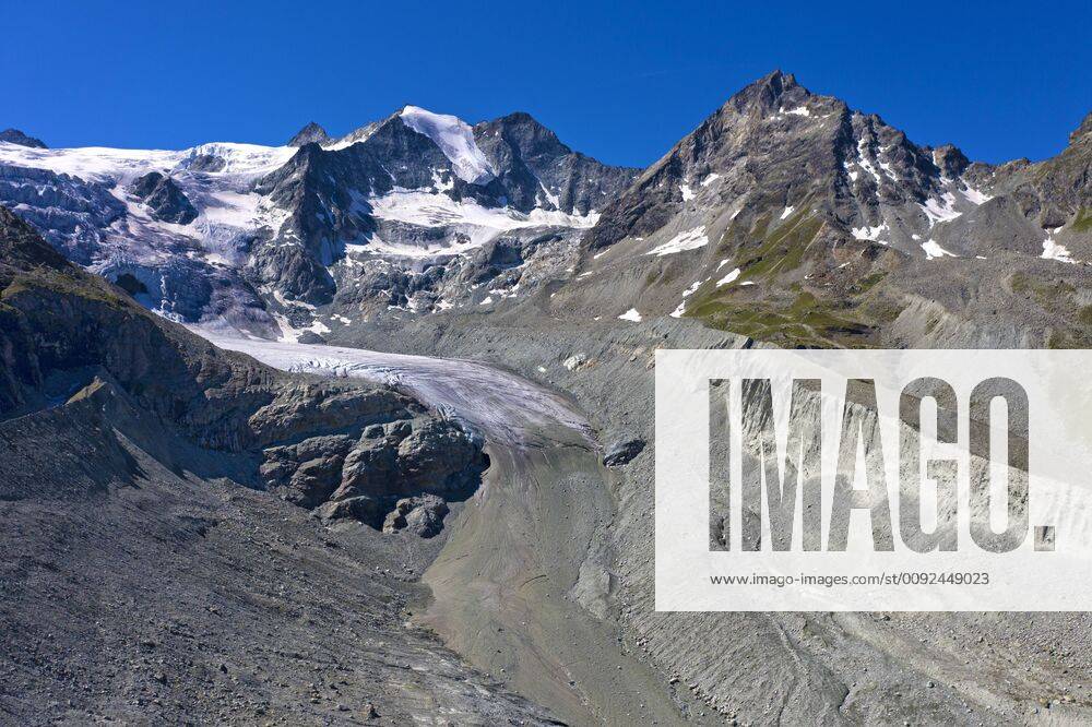 Moirygletscher, Glacier de Moiry, unterhalb der Pointe de Mourti mit Gletscherzunge und Moränen, Val d Anniviers, Wallis, Schweiz