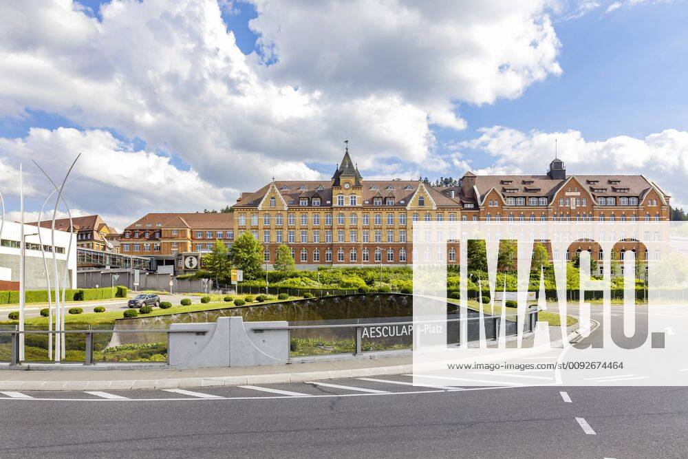 DEU, Deutschland, Baden-Württemberg, Tuttlingen, 04.08.2019: Aesculap Kreisel, Aesculap Werk Tuttlingen.