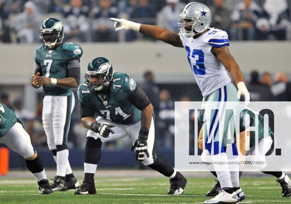 Dec 24th, 2011 .Philadelphia Eagles tackle Jason Peters (71) in action during the game between the Philadelphia Eagles and the Dallas Cowboys at Cowboy Stadium in Arlington, TX.. .Manny Flores CSM NFL American Football Herren USA 2011: Eagles vs Cowboys DEC 24 - ZUMAcf3
