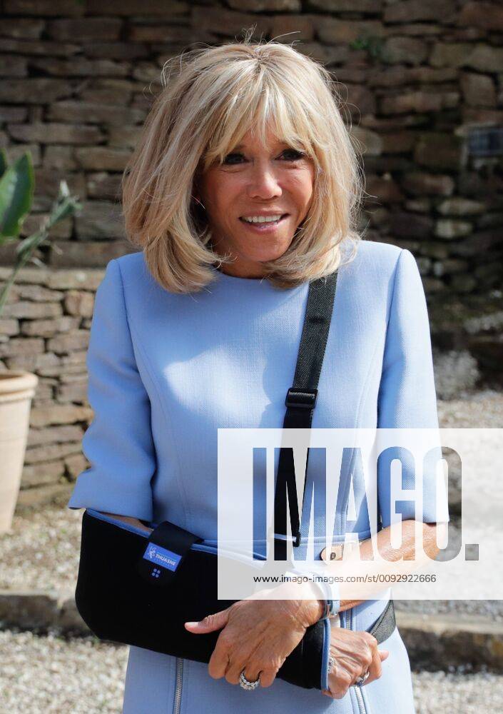 Brigitte Macron, the wife of France s President Emmanuel Macron, ahead of a meeting of Russia s President Vladimir Putin and France s President Emmanuel Macron at the Fort de Bregancon, a presidential residence in Bormes-Les-Mimosas, southern France. Mikhail Metzel TASS TS0B6FAC