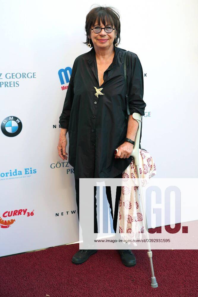 Vergabe GOETZ GEORGE PREIS 2019 Monika Hansen am Roten Teppich zur Verleihung vom GOETZ GEORGE PREIS am 19. August 2018 in der Astor Film Lounge. Der dotierte Preis soll an dieses Lebenswerk von Goetz George erinnern. Berlin Charlottenburg Berlin Deutschland