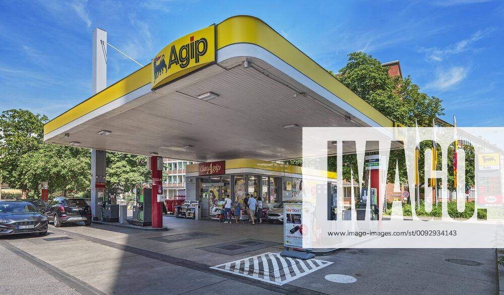 Agip Tankstelle, München, Oberbayern, Bayern, Deutschland, Europa