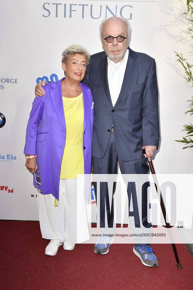 Brigitte Janner und Hajo Gies bei der Verleihung des Götz George Preises 2019 in der Astor Film Lounge. Berlin
