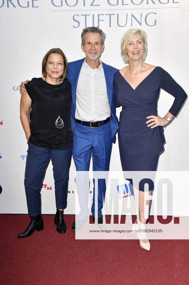 Tanja George, Ulrich Matthes und Marika Ullrich bei der Verleihung des Götz George Preises 2019 in der Astor Film Lounge. Berlin