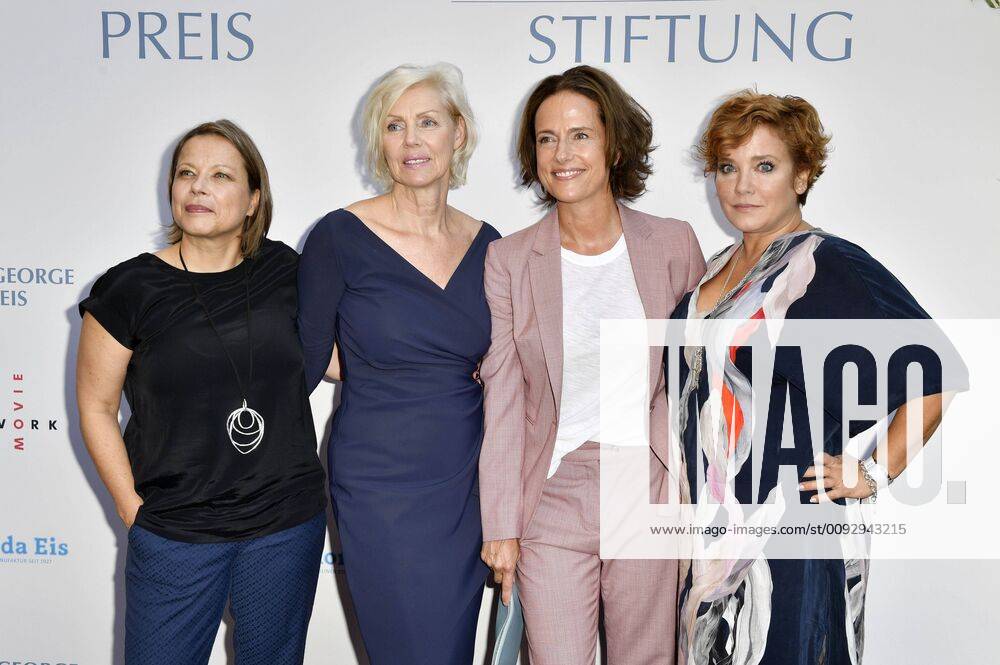 Tanja George, Marika Ullrich, Claudia Michelsen und Muriel Baumeister bei der Verleihung des Götz George Preises 2019 in der Astor Film Lounge. Berlin
