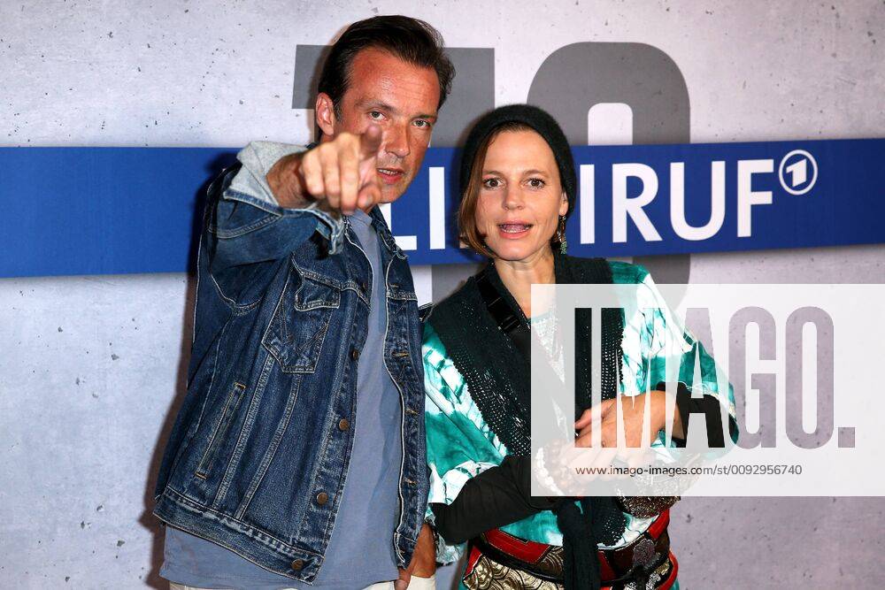 Polizeiruf 110 - Fotocall Lucas Gregorowicz und Maria Simon auf dem Fotocall des neuen rbb Polizeiruf 110 am 20. August 2019 im Cinema Paris in Berlin. Das Erste zeigt den neuen rbb- Polizeiruf 110: Heimatliebe am 25. August 2019 um 20.15 Uhr . Berlin Charlottenburg Berlin Deutschland