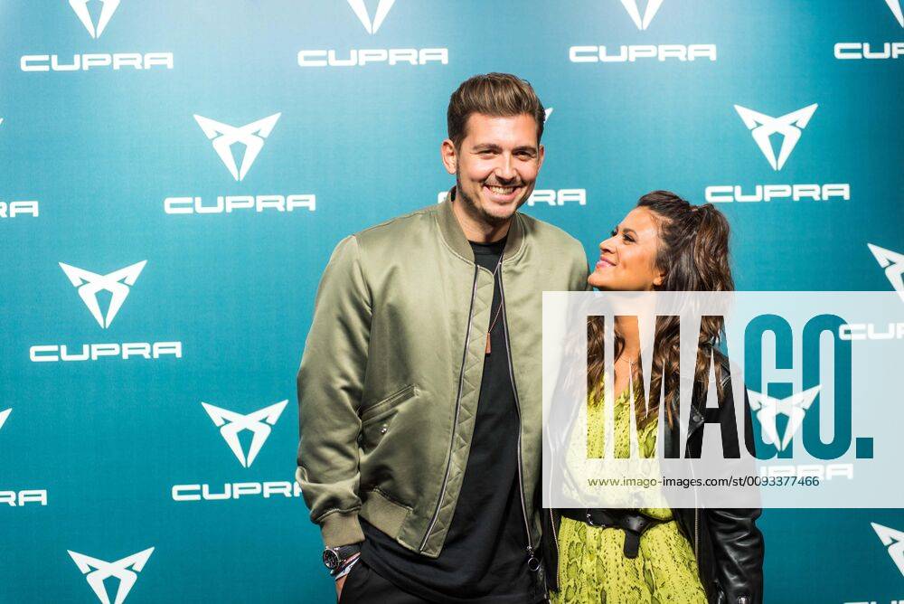 Frankfurt am Main, Montez Galerie Internationale Automobilausstellung IAA 2019 unter dem Leitmotiv Driving Tomorrow VW Volkswagen CUPRA Night Moderatorenpärchen Steffi Brungs und Christian Wackert