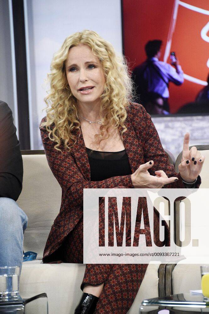 Katja Burkard bei der Verleihung des RTL Com.mit Award auf der IFA 2019 am Stand von n-tv. Berlin