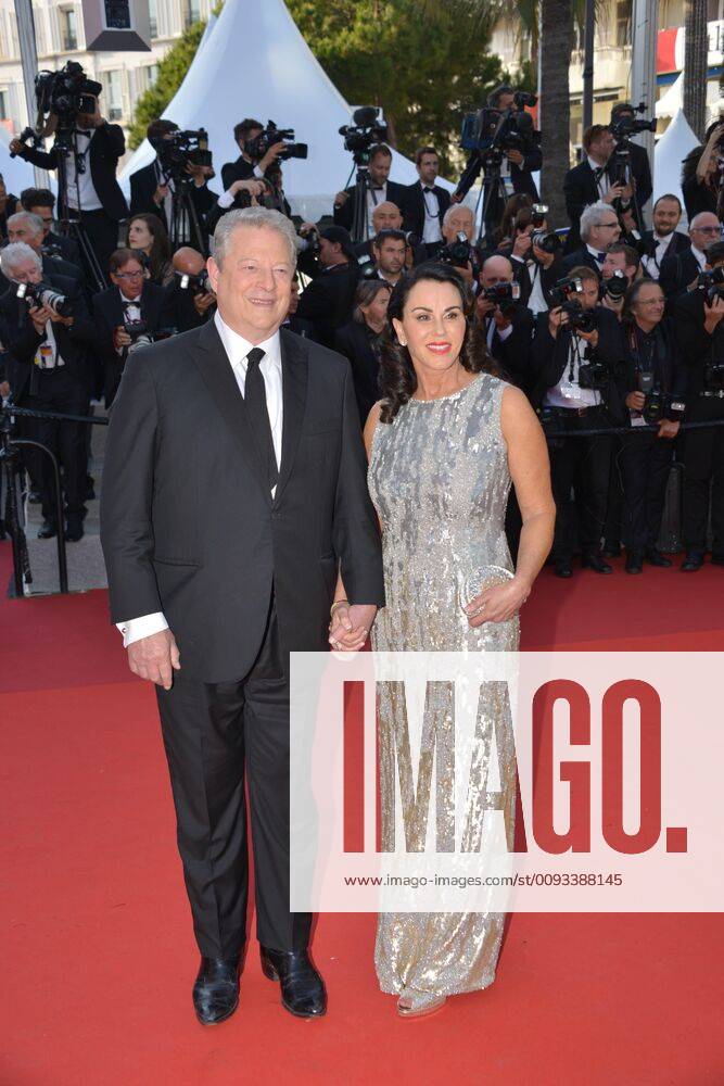 Al Gore with his wife Elizabeth Keadle, 2017 Cannes Film Festival Al Gore with his wife Elizabeth Keadle Arriving on the red carpet for the 70th Cannes Film Festival celebrations May 23, 2017 Photo Jacky Godard