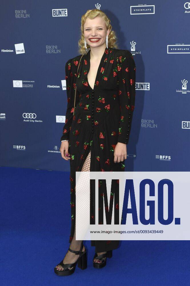 Luisa-Celine Gaffron bei der Verleihung des Deutschen Schauspielpreises 2019 im Zoo Palast. Berlin