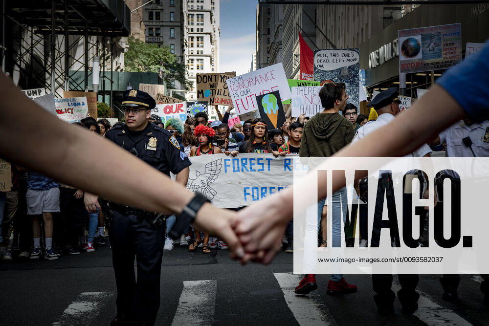 The 16 year old Swedish climate activist Greta Thunberg lead the climate demonstration Fridays for Future in New York, USA 20 Sept 2019 Estimated 250,000 people marched in New York City as part of a global strike protesting climate change Organizers have estimated around four million people took to the streets in thousands of cities worldwide 2019 09 20 c WIXTRÖM PETER Aft