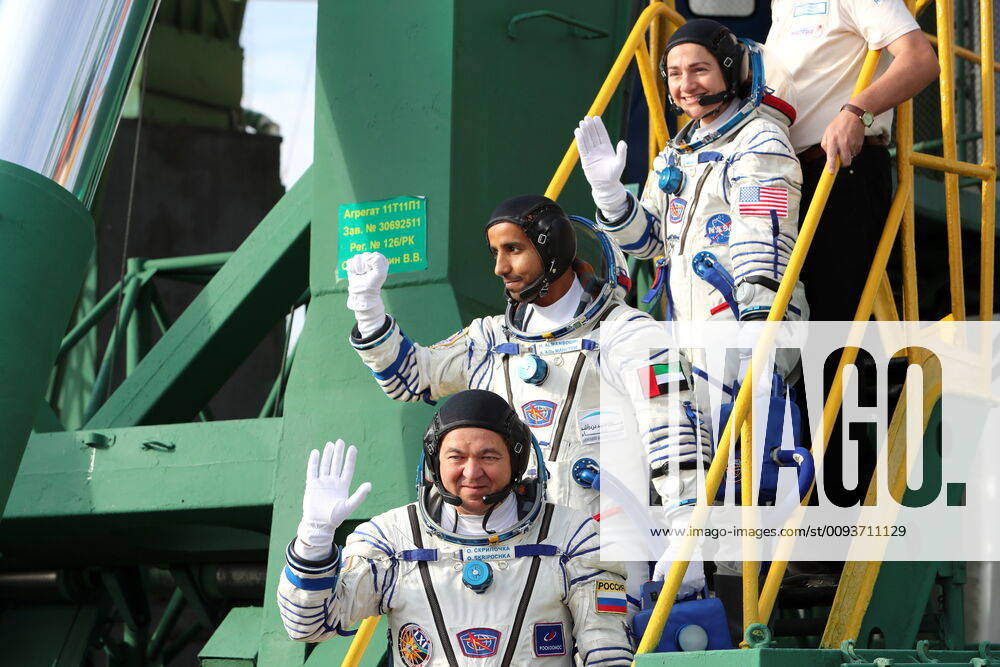 KAZAKHSTAN – SEPTEMBER 25, 2019: ISS Expedition 61 62 main crew members, Roscosmos cosmonaut Oleg Skripochka, the United Arab Emirates first astronaut Hazza Al Mansouri, and NASA astronaut Jessica Meir (L-R) before a launch to the International Space Station from the Gagarin s Start pad at the Baikonur Cosmodrome. The launch of Expedition 61 62 aboard the Soyuz MS-15 spacecraft to the ISS is scheduled for 25 September 2019 at 16:57 Moscow time. It will be the last launch of a Soyuz-FG rocket booster that is to be replaced with Soyuz-2.1a rockets. Sergei Savostyanov TASS TS0BC511