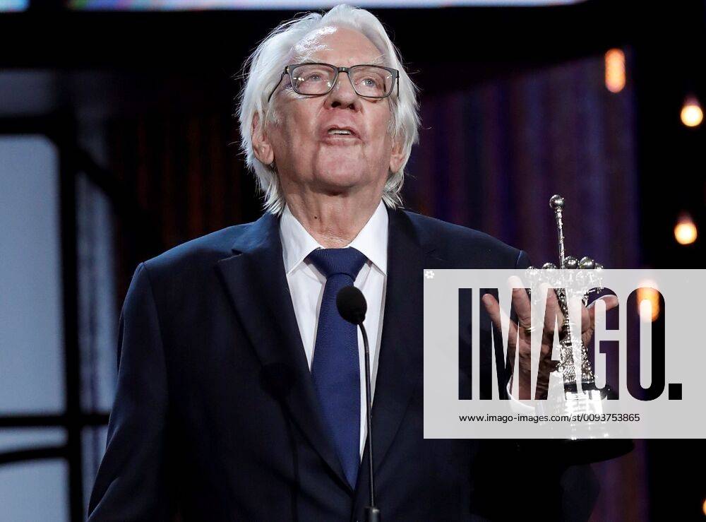 GRAF9466. SAN SEBASTIÁN (GIPUZKOA), 26 09 2019.- Canadian actor Donald Sutherland after receiving the Donostia award during the San Sebastian s Cinema Festival gala held in San Sebastian, Basque Country, Spain 26 September 2019. SAN SEBASTIAN S CINEMA FESTIVAL !ACHTUNG: NUR REDAKTIONELLE NUTZUNG!
