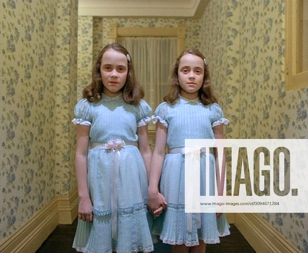 Lisa Burns & Louise Burns Characters: Grady Twin Daughter, Grady Twin Daughter Film: The Shining (USA UK 1980) Literaturverfilmung (Based On The Book By Stephen King) Director: Stanley Kubrick 23 May 1980