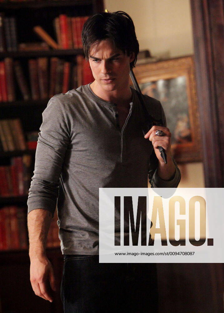 Ian Somerhalder Characters: Damon Salvatore Television: The Vampire Diaries : Season 2 (TV-Serie) Usa 2009-2017, 2. Staffel, Season 2 Episode 2.06: Plan B (Plan B, Regie: John Behring, 2010) 09 September 2010 PLAN B THE VAMPIRE DIARIES Quantrell D. Colbert The CW ?®2010 THE CW NETWORK. ALL RIGHT RESERVED.