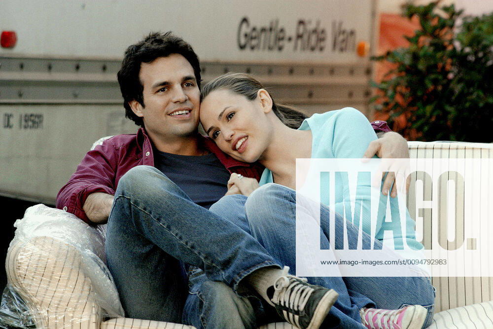 Mark Ruffalo & Jennifer Garner Characters: Matt Flamhaff & Jenna Rink Film: 13 Going On 30 (2004) Director: Gary Winick 14 April 2004