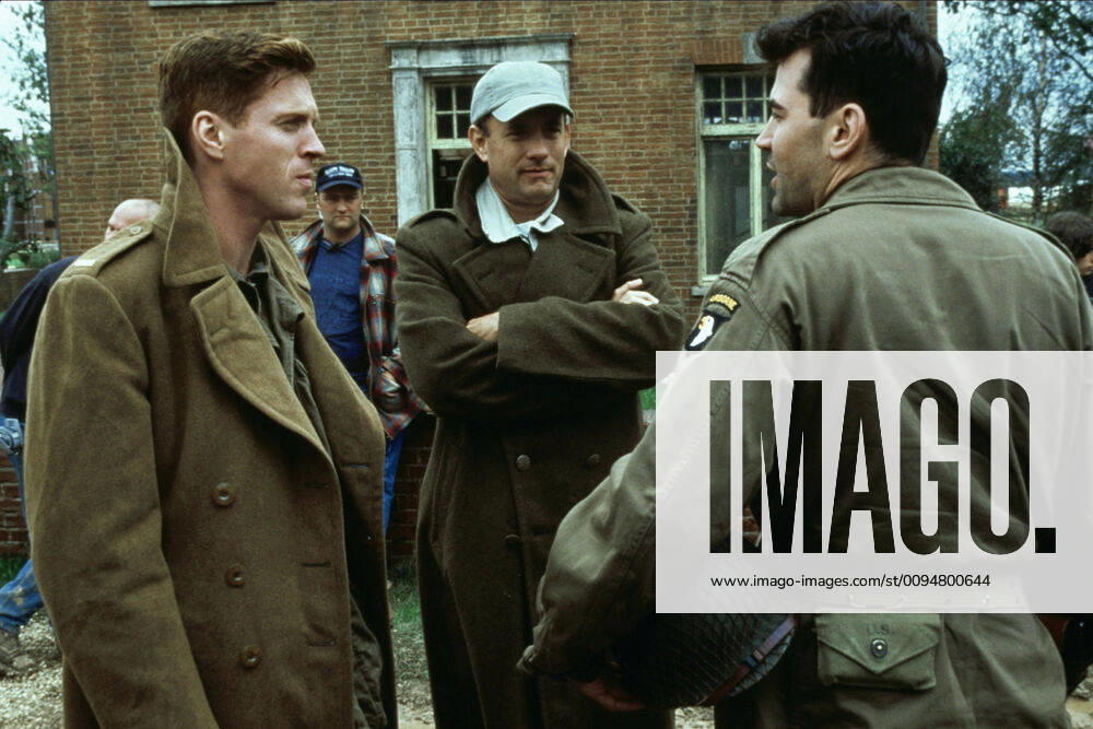 Damian Lewis, Tom Hanks & Ron Livingston Characters: WITH British officer (unknown episodes) & Capt. Lewis Nixon Television: Band Of Brothers (TV-Miniserie) Usa Uk 2001