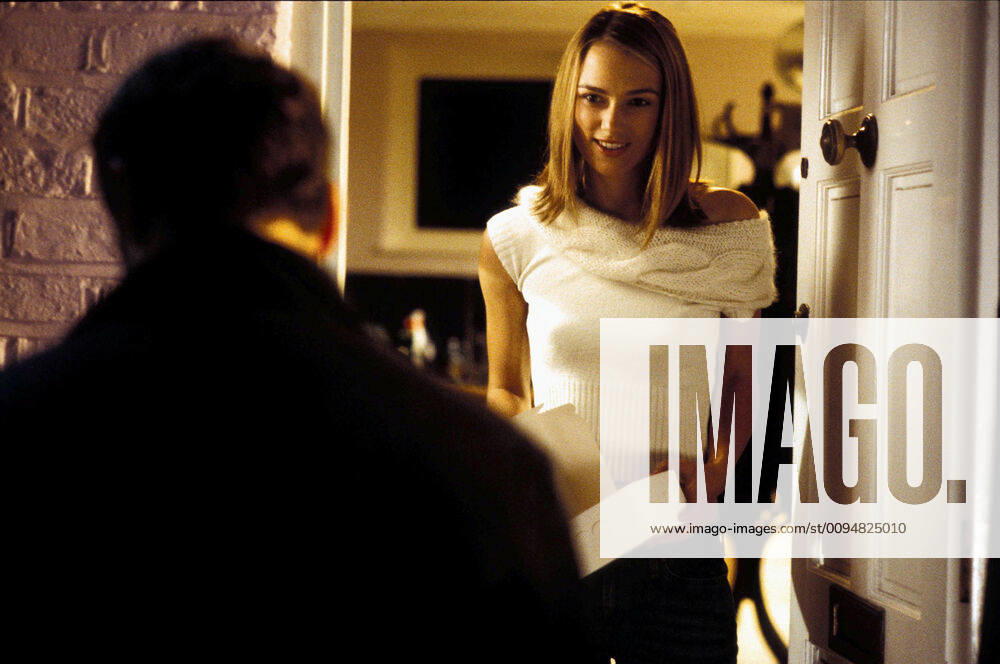 Andrew Lincoln & Keira Knightley Characters: Juliet Film: Love Actually (USA UK FR 2003) Director: Richard Curtis 07 September 2003