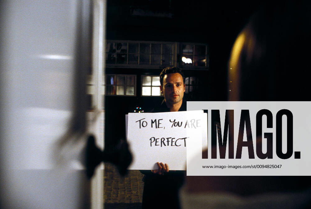 Andrew Lincoln & Keira Knightley Characters: Mark Film: Love Actually (USA UK FR 2003) Director: Richard Curtis 07 September 2003