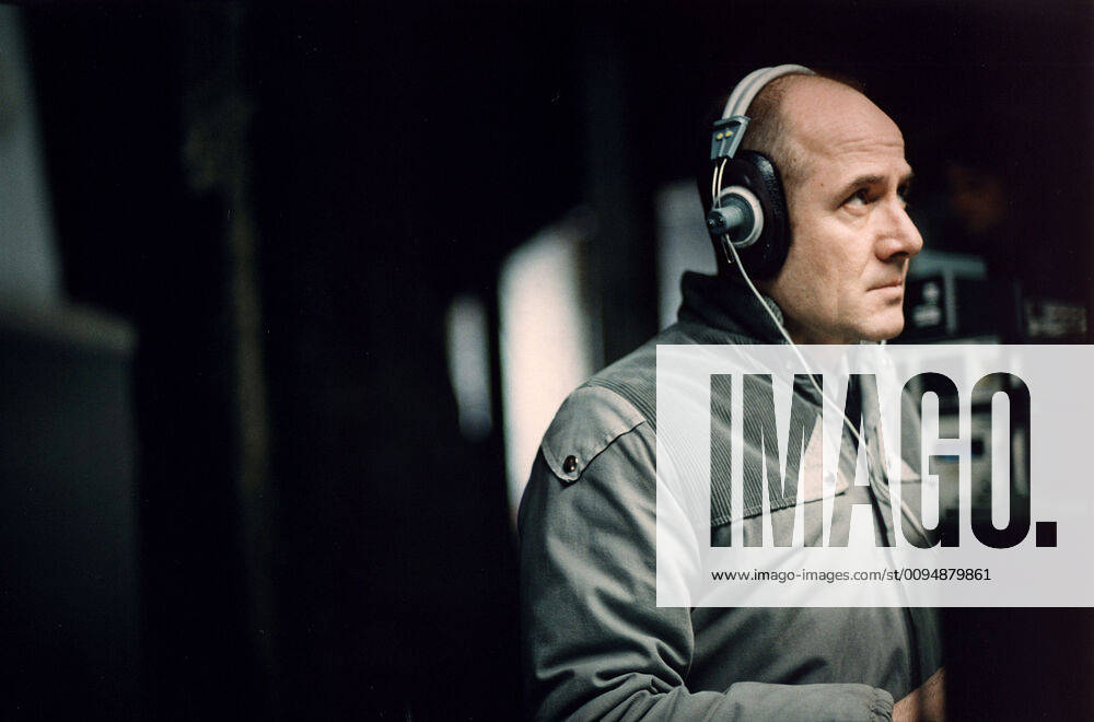 Ulrich M³he Characters: Hauptmann Gerd Wiesler Film: The Lives Of Others; Das Leben Der Anderen (DE 2006) Director: Kevin Munroe 15 March 2006
