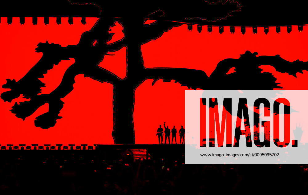 U2 JOSHUA TREE 2019 ADELAIDE, Irish rock band U2 perform at Adelaide Oval in Adelaide, Tuesday, November 19, 2019. The Joshua Tree Tour 2019 will see U2 return to New Zealand and Australia for the first time since 2010. ( NO ARCHIVING, , NO USE IN BOOKS WITHOUT CONSENT ADELAIDE SA AUSTRALIA