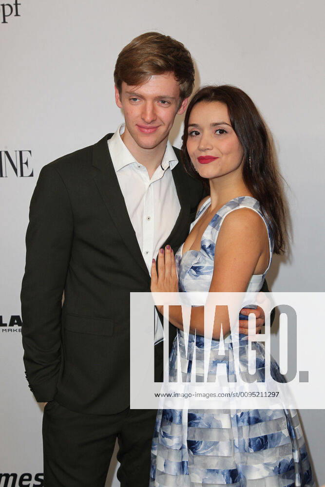 Timur Bartels mit Freundin Michelle Math Tribute to Bambi 2019 Charity-Ereignis Motto: Bambi hilft Kindern Kurhaus und Casino Baden-Baden 20. Nov. 2019