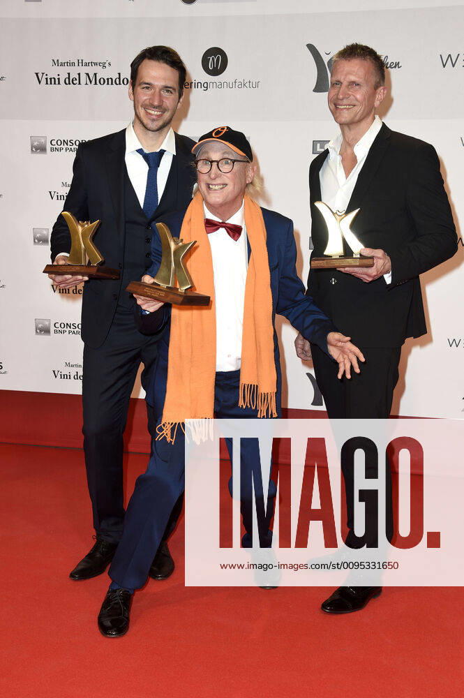 Bilder des Jahres 2019, Entertainment 11 November Entertainment Themen der Woche KW48 Felix Neureuther, Otto Waalkes und Dirk Heinrichs bei der 15. Kinderlachen-Gala 2019 in der Westfalenhalle. Dortmund