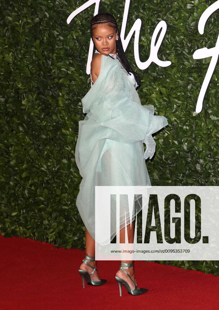Fashion Awards 2019 London, UK. Rihanna at the Fashion Awards 2019, at Royal Albert Hall, London, December 2nd 2019 LMK73-J5890-031219
