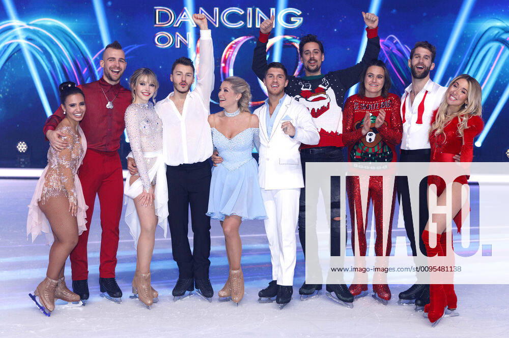 Bilder des Jahres 2019, Entertainment 12 Dezember Amani Fancy, Eric Stehfest, Lina Larissa Strahl, Joti Polizoakis, Ramona Elsner, Joey Heindle, David Vincour, Nadine Angerer, Andre Hamann und Stina Martini in der 5. Live-Sendung der zweiten Staffel der Sat.1 Show Dancing on Ice in den MMC Studios. Köln