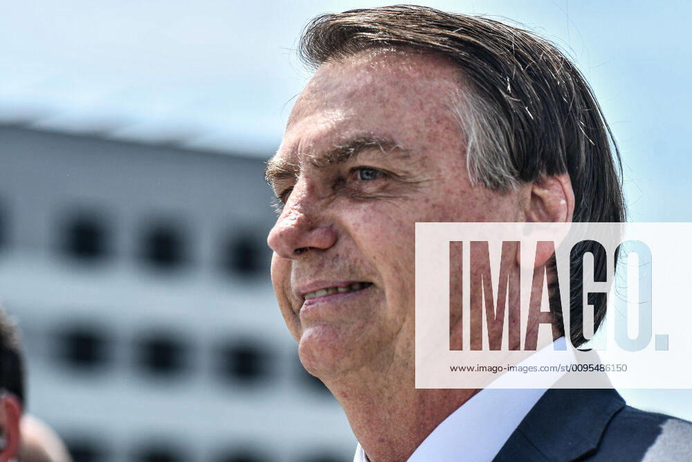 RIO DE JANEIRO, RJ - 07.12.2019: JAIR BOLSONARO EM EVENTO NO RIO DE JANEIRO - President Jair Bolsonaro during the 2019 Navy Guards Declaration and Sword Delivery Ceremony of the Admiral Protógenes Class, held at the Naval School, located in Rio de Janeiro, RJ, on Saturday (07). x1843557x NayraxHalm