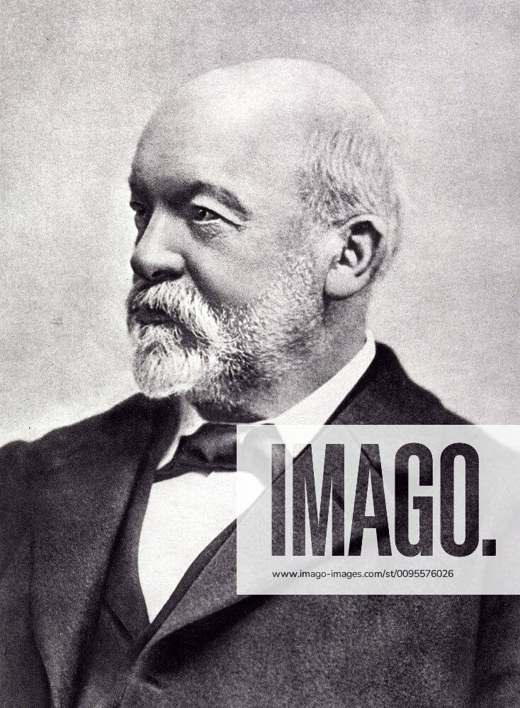 DAIMLER Gottlieb DAIMLER (1834-1900) . Portrait Photographie anonyme vers 1890. Credit : Collection KHARBINE-TAPABOR