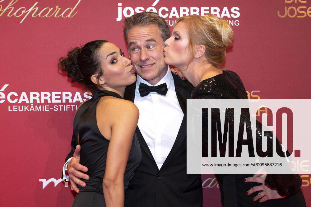 Amy Mußul, Marco Girnth und Melanie Marschke bei der 25. Jose Carreras Gala in der Messehalle. Leipzig